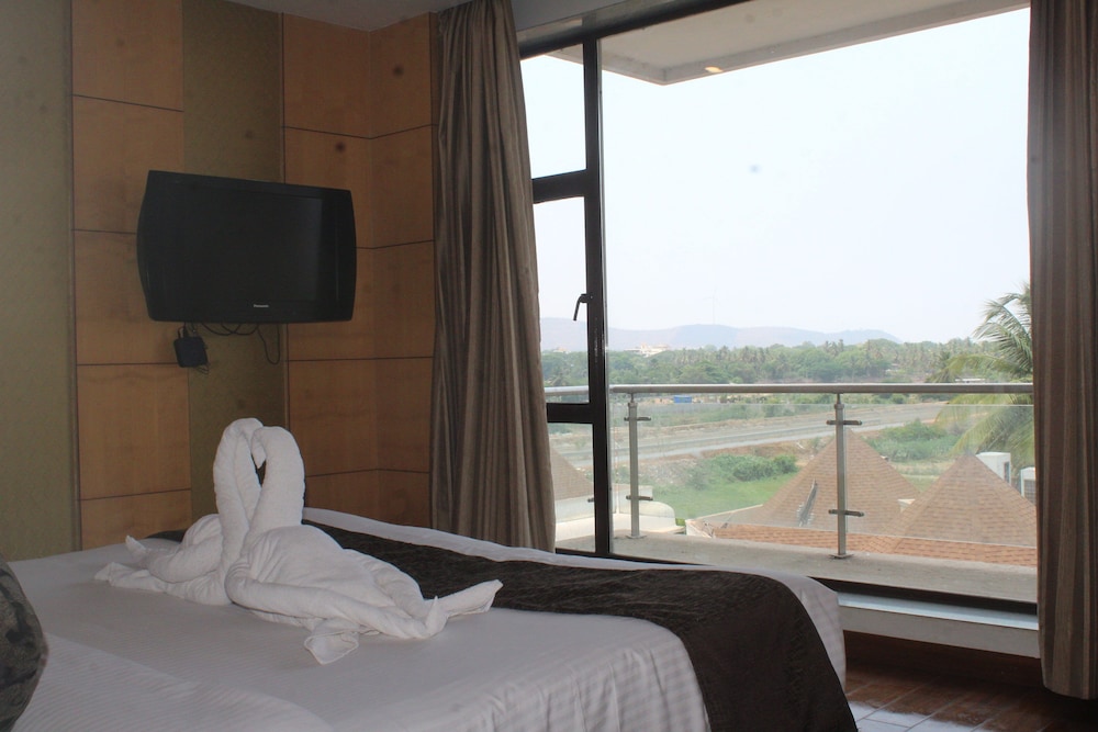 ROYAL ORCHID CENTRAL KIREETI 25/63