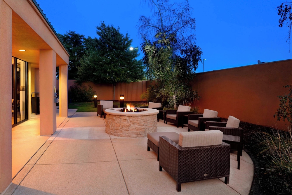 Courtyard By Marriott Kokomo 46/50