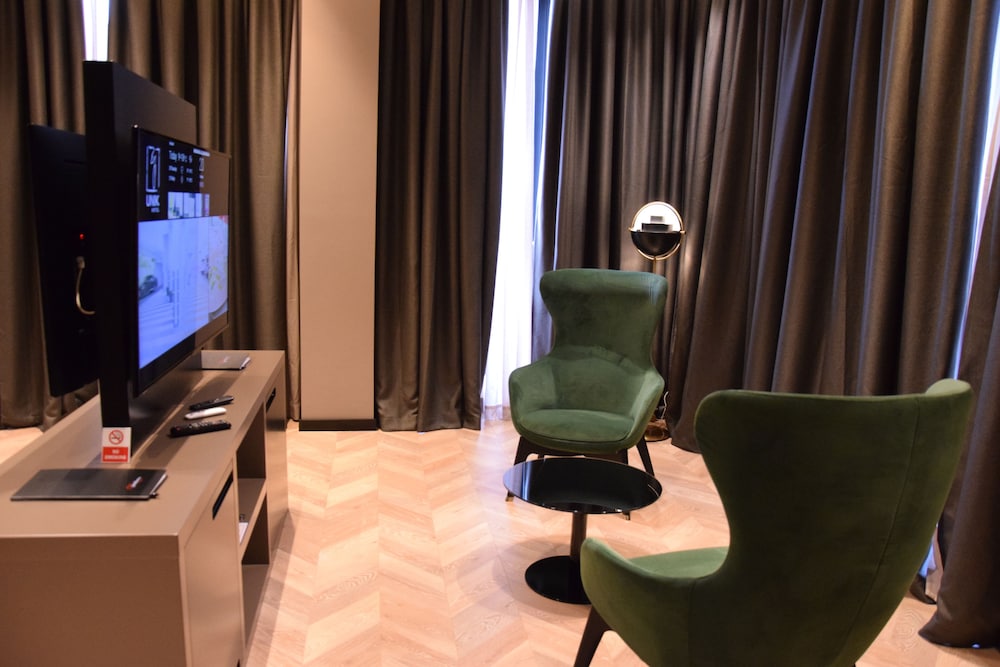 Unik Hotel 43/50