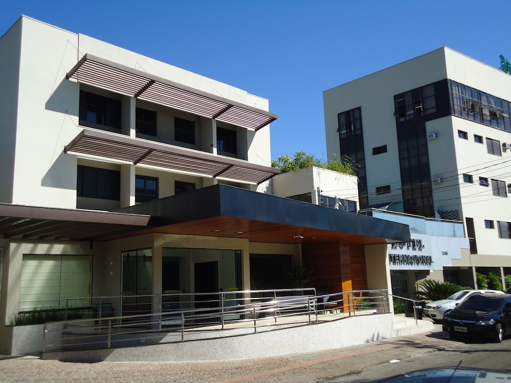 Internacional Hotel 6/35