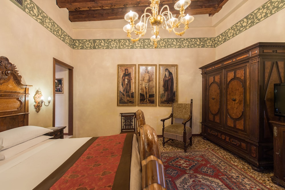 Palazzo Priuli 36/66