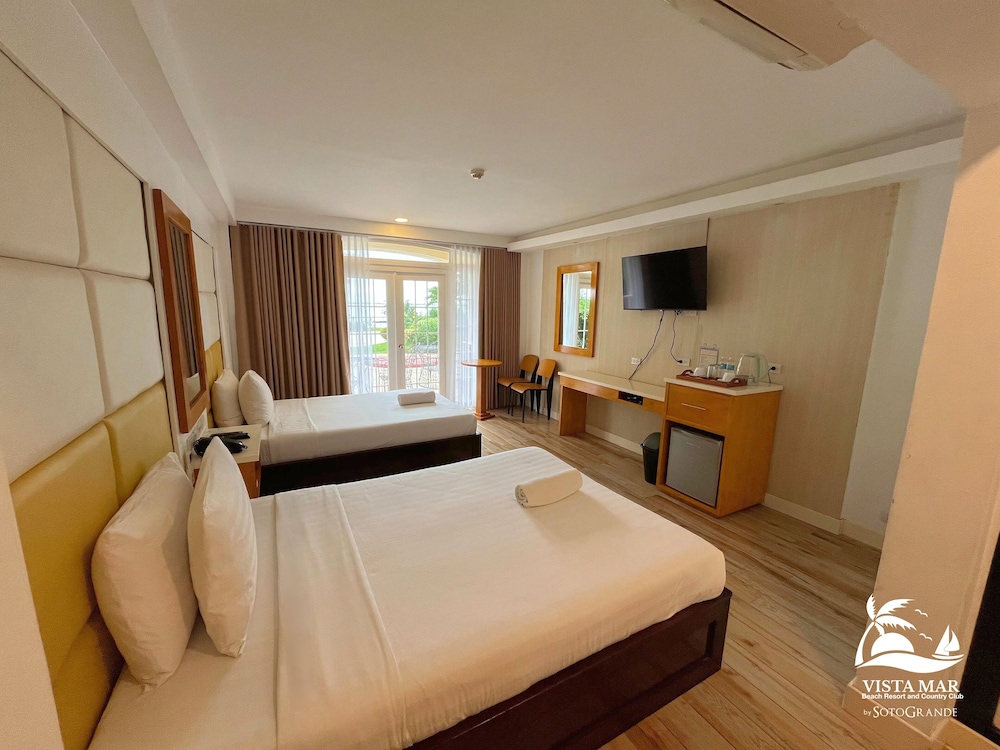 VISTA MAR BEACH RESORT AND COUNTRY CLUB 15/50