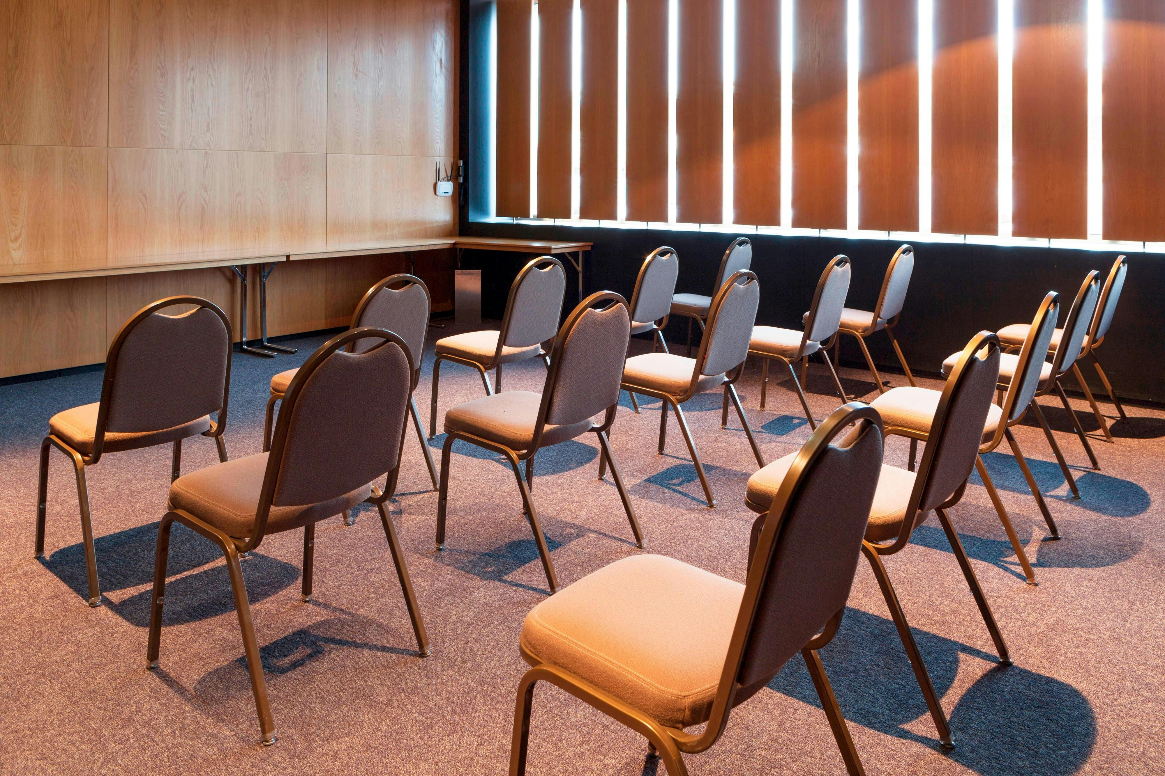 Ac Hotel Gijon 47/50
