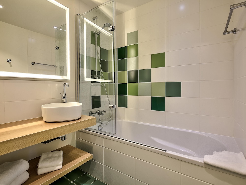 Ibis Styles Arcachon Gujan-Mestras 46/48