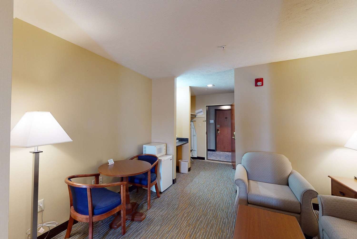 Ramada by Wyndham Strasburg 12/24