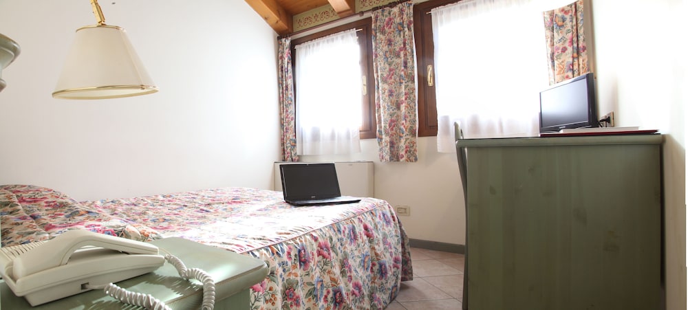 PARK HOTEL VILLA GIUSTINIAN 33/33
