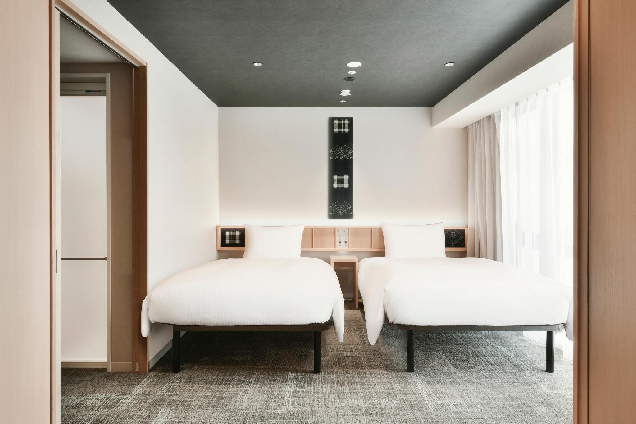 Semi Room, Deluxe, 2 Semi Double Beds, 2 Futon Beds