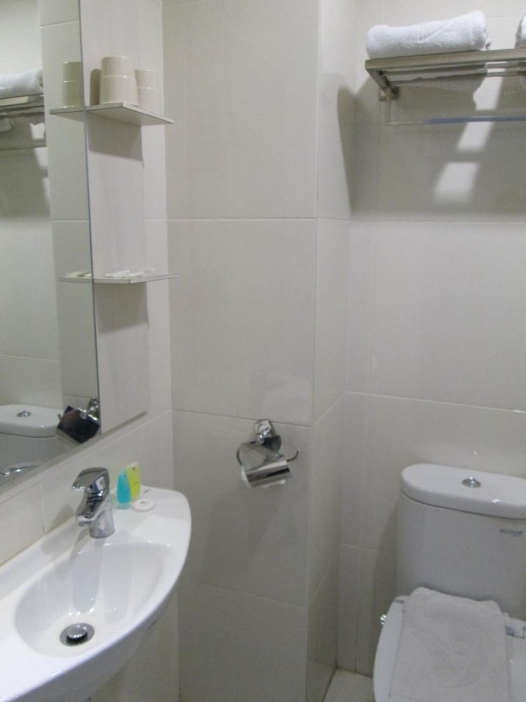 Vio Hotel Surapati Bandung 30/34