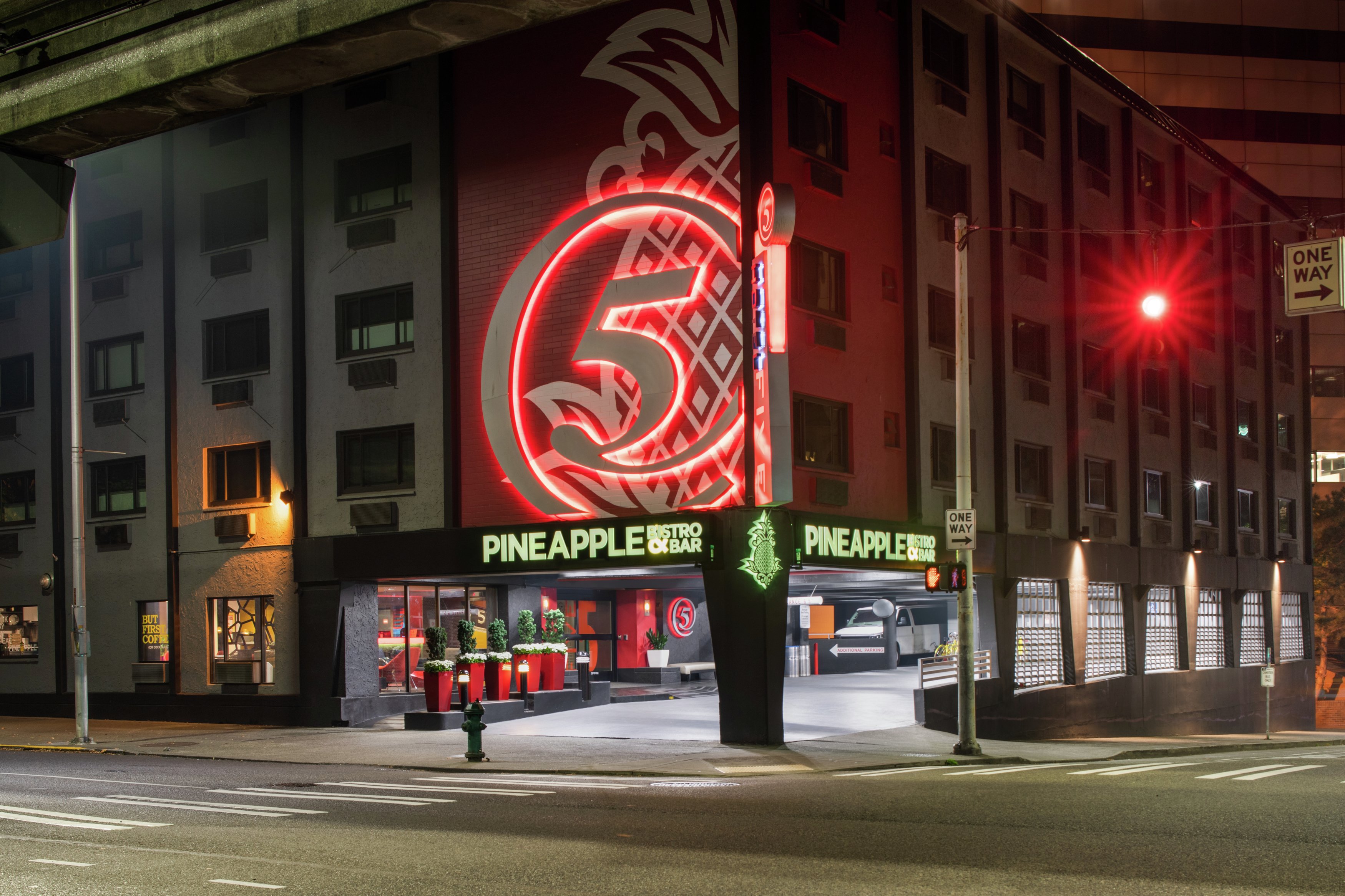 Staypineapple Hotel FIVE Downtown Seattle 46/51