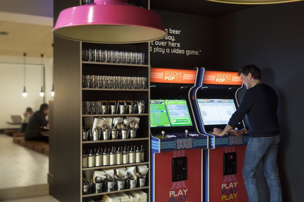 Rockypop Hotel 25/50