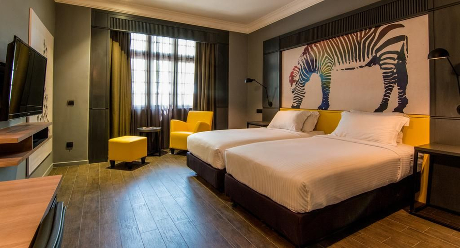 Renovated, Deluxe, Twin Beds, Smoking