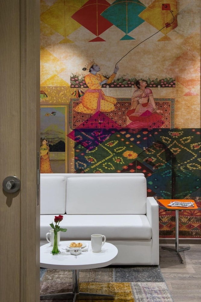 Eastin Residences Vadodara Apartment Hotel 6/35