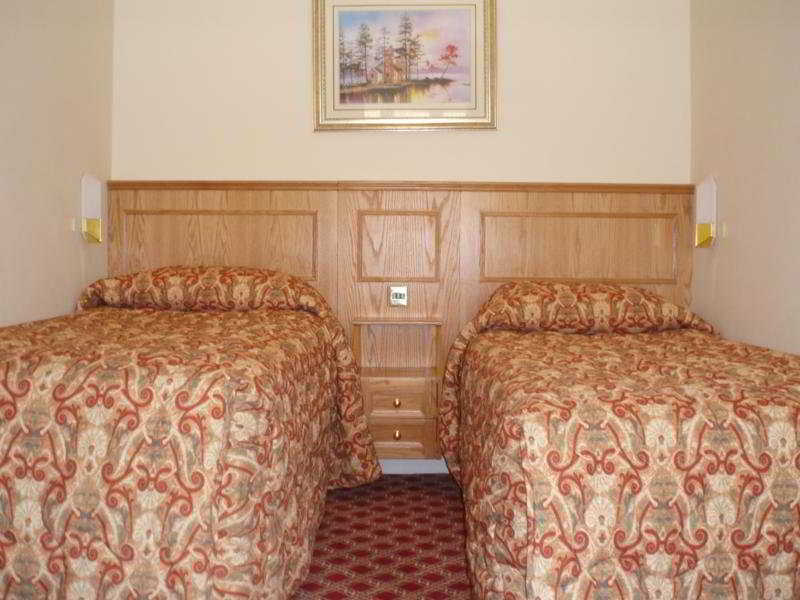 Viking Hotel 12/19