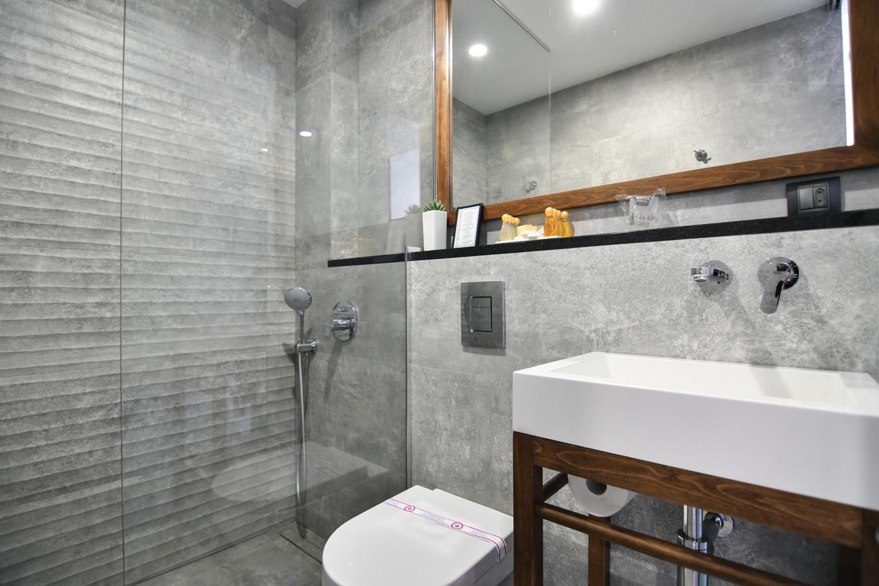 Standard, Triple, Sea View, Perla 7/8