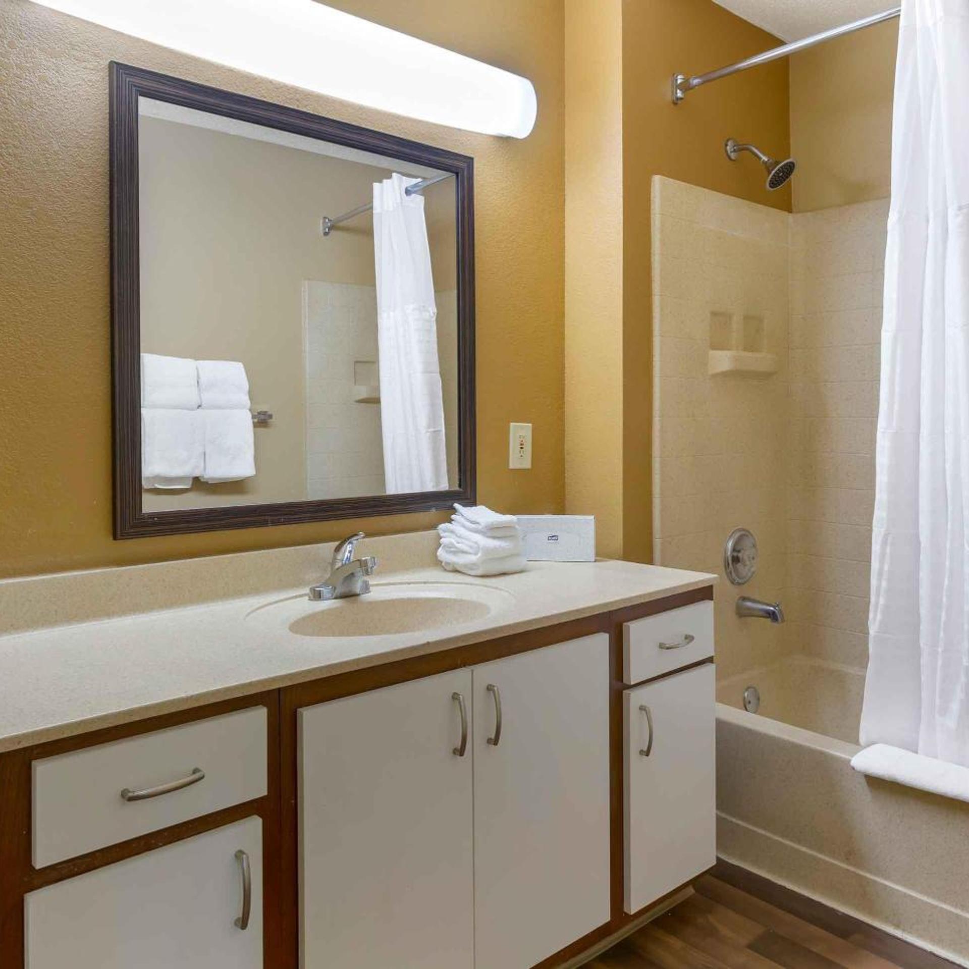 Deluxe, Studio, Queen Bed, Extended Stay America-Raleigh-North Raleigh-Wake Towne Drive 10/10