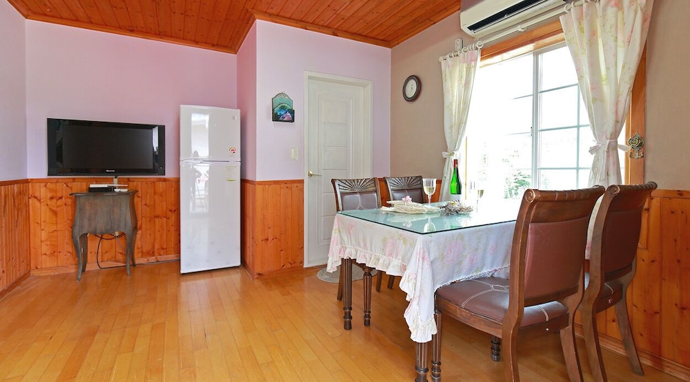 Gyeongju Europe Village Pension 47/50
