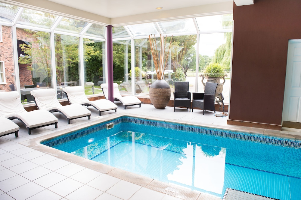 Wrexham Llyndir Hotel By Belvilla in WREXHAM
