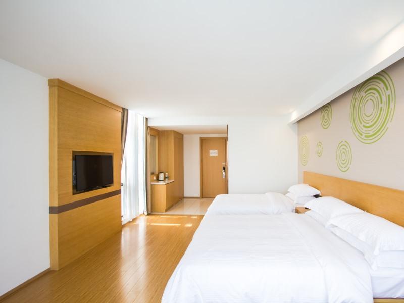 GreenTree Jiaxing Qixing Town Goverment Hotel 5/24
