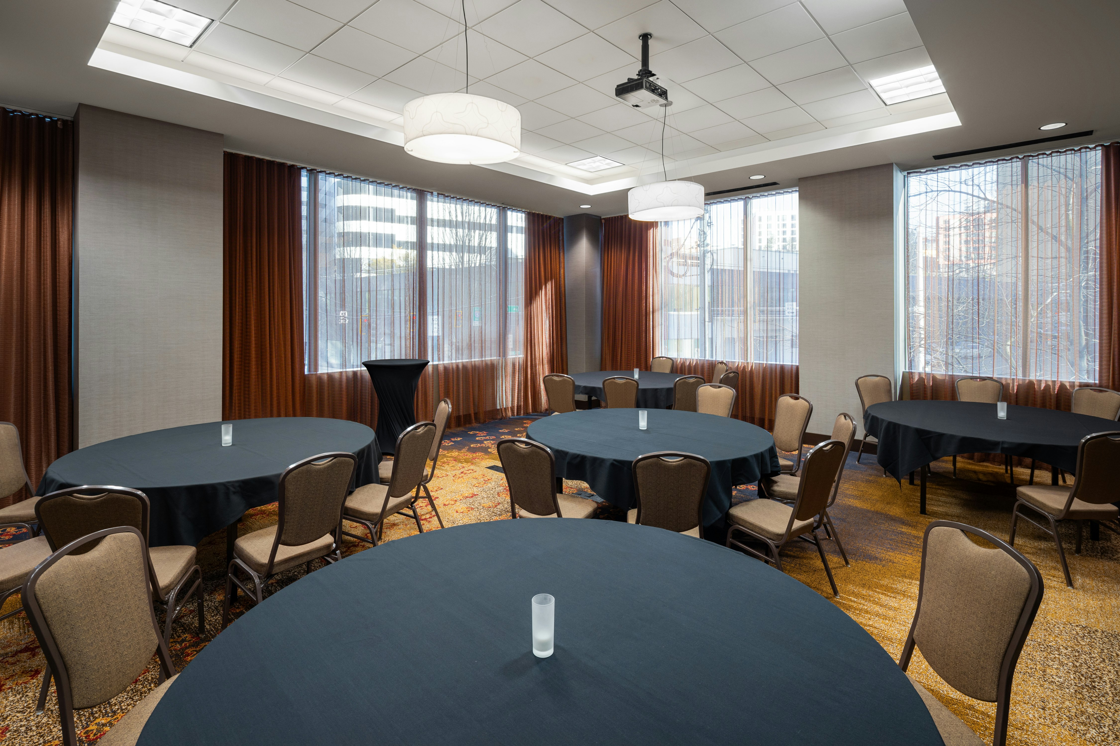 Hilton Garden Inn Seattle Downtown 78/80
