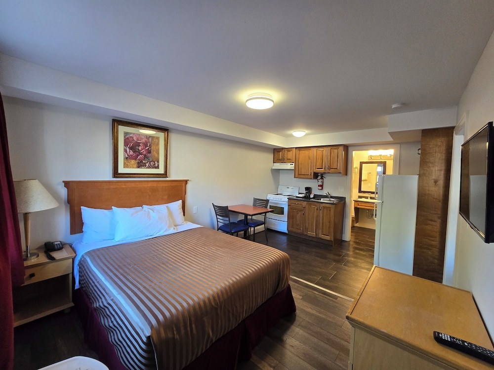Sahara Courtyard Inn 28/70