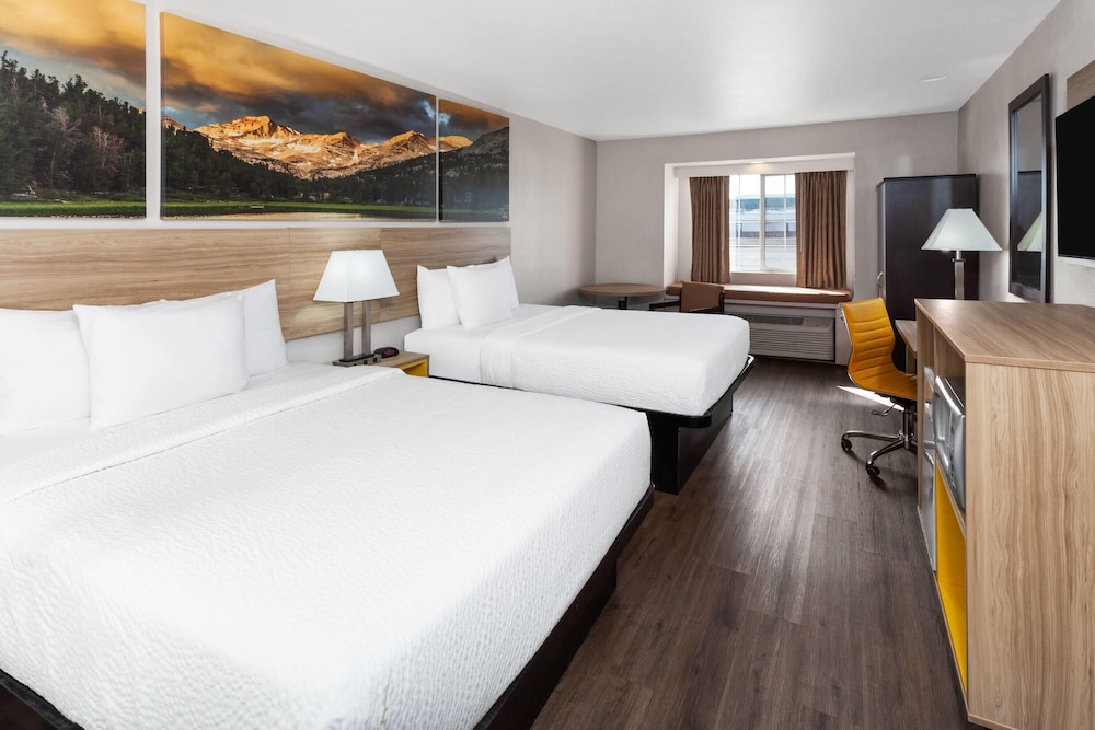 Room, 2 Queen Beds