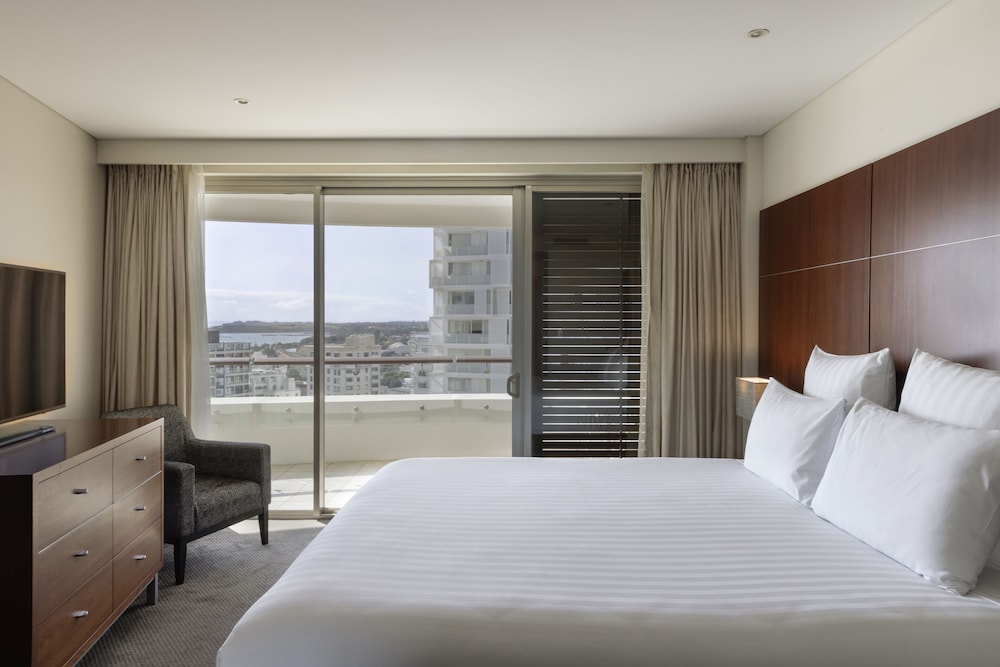1 BEDROOM, APARTMENT