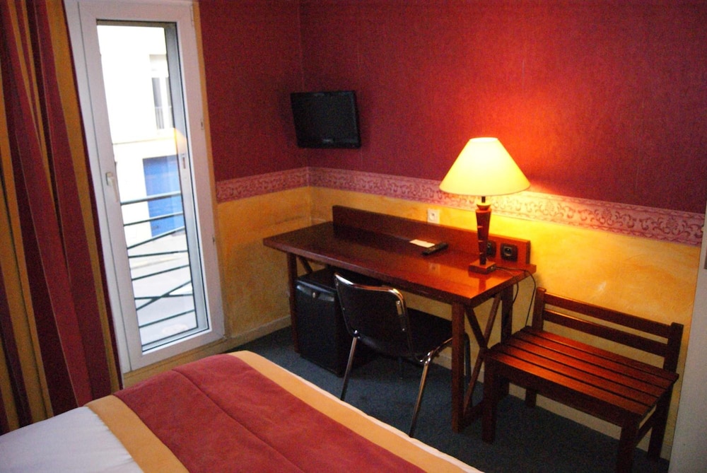 Hotel Bonaparte 42/65