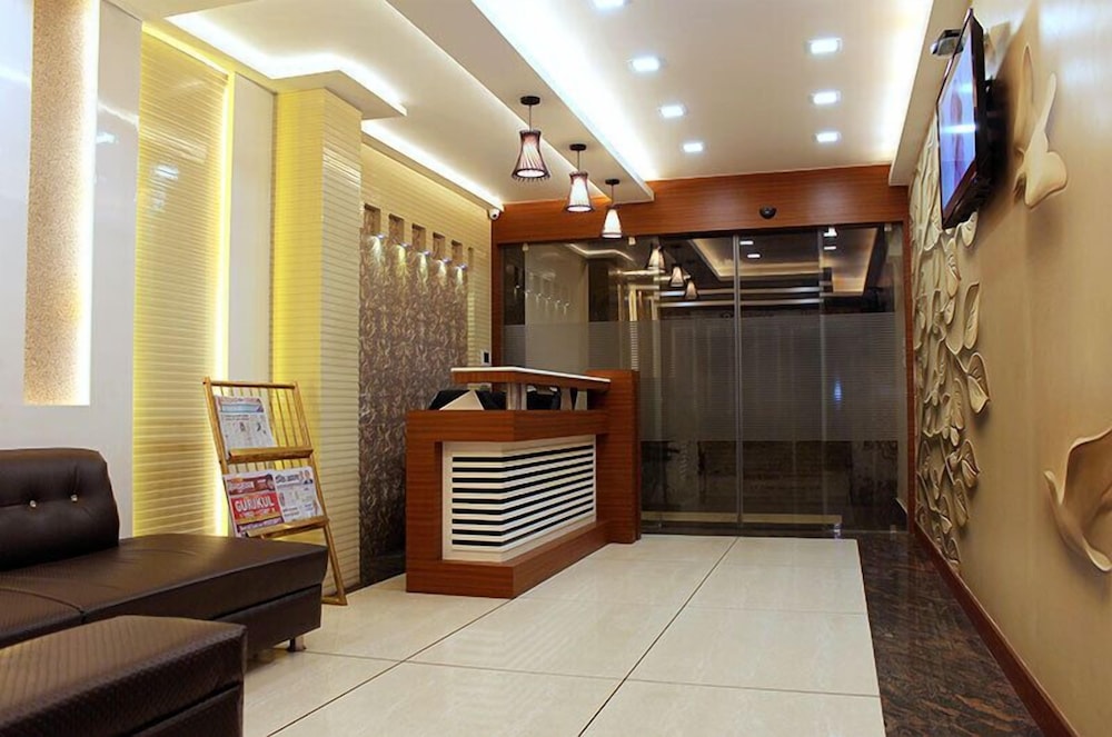 Hotel Kama International 4/40
