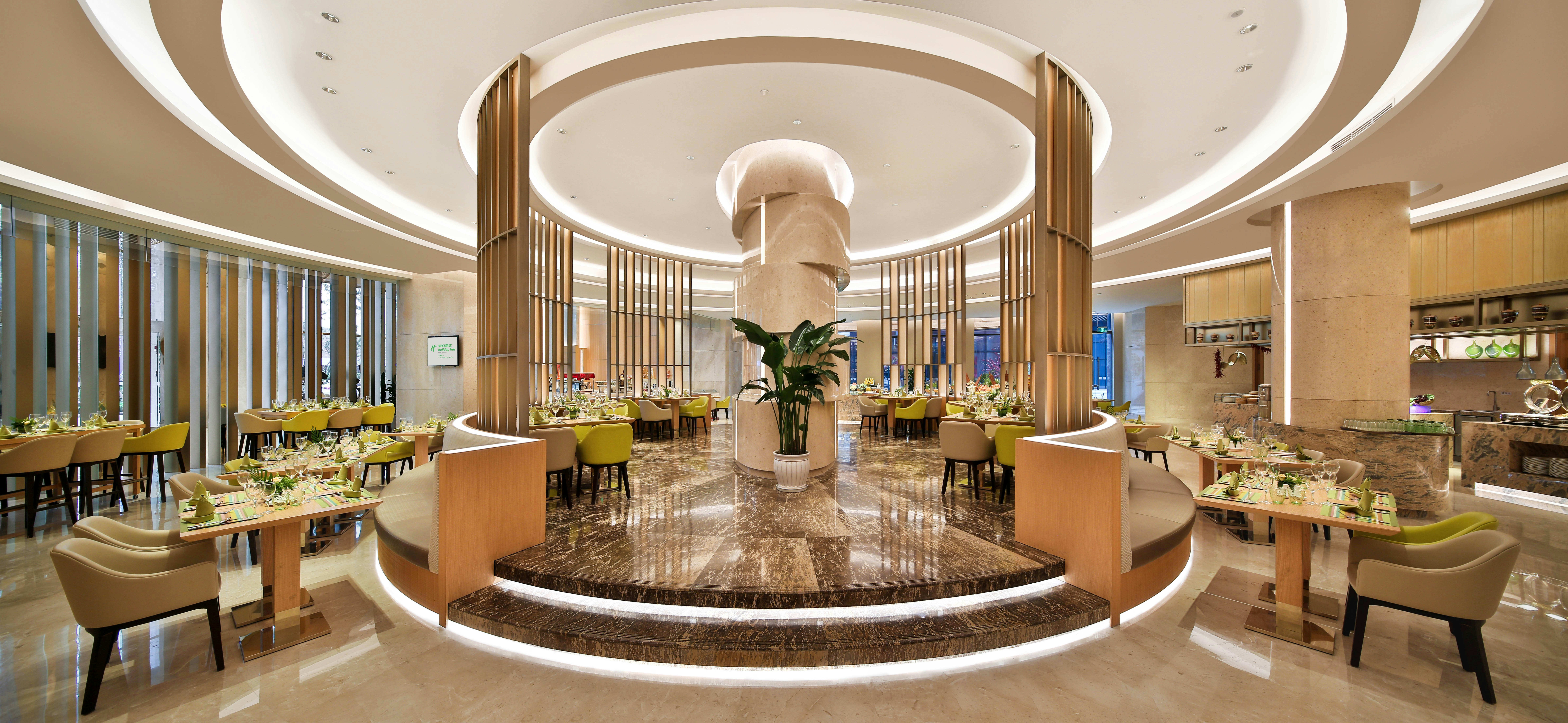 HOLIDAY INN CHENGDU QINHUANG 77/100