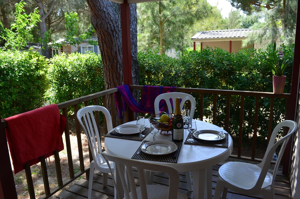 Camping La Pinede Enchantee 20/45