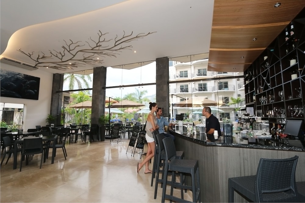 Oceano Boutique Hotel And Gallery 43/51