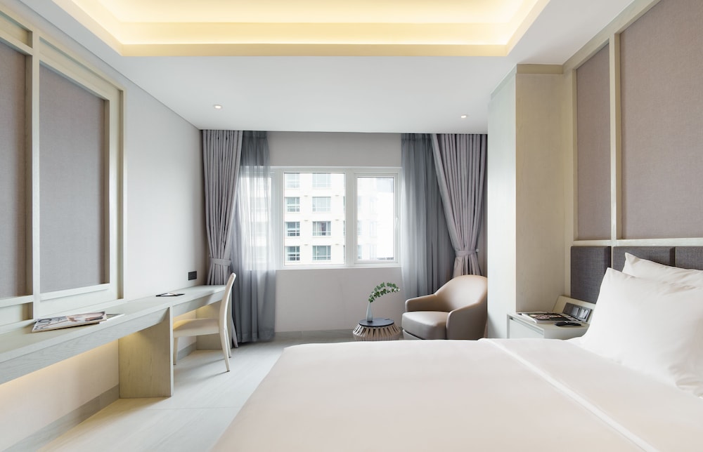 PREMIER, DOUBLE BED