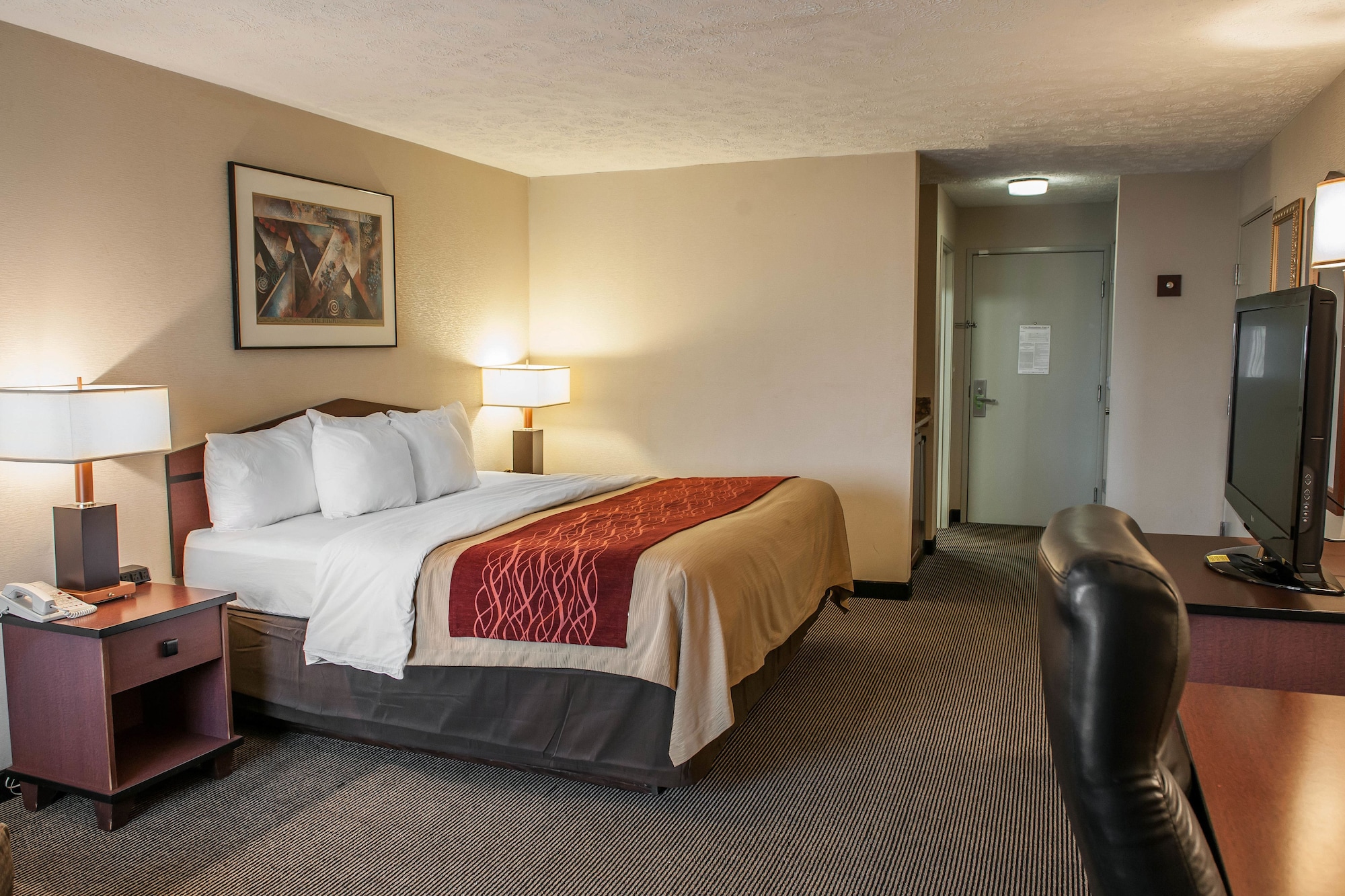 ROOM, KING BED