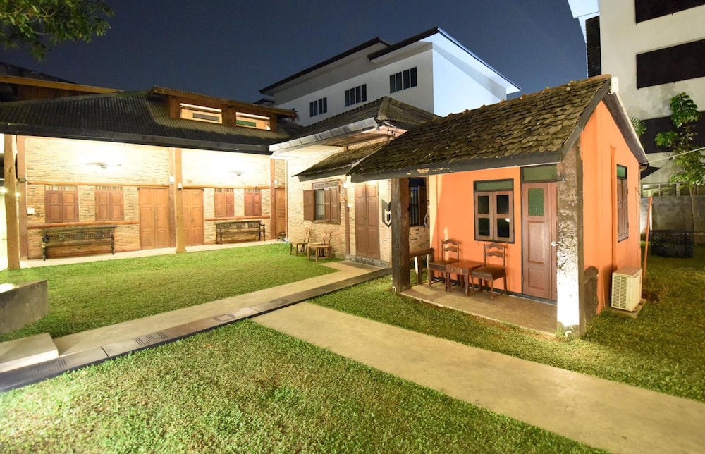 Chiang Mai Udee 16/28