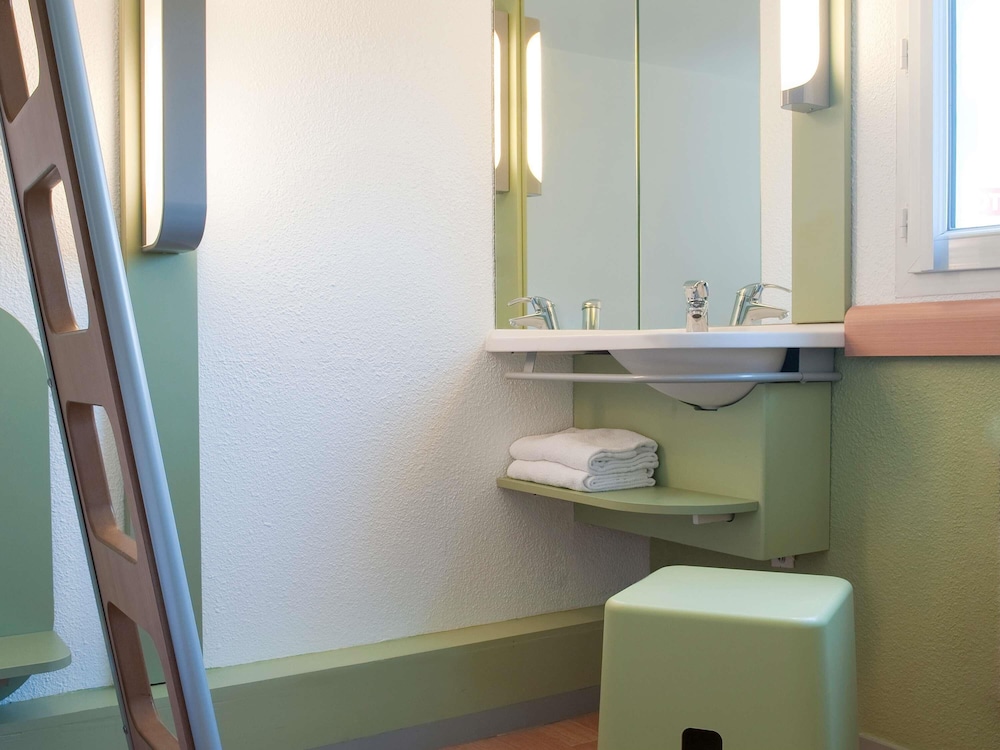 Ibis Budget Poitiers Sud 57/57