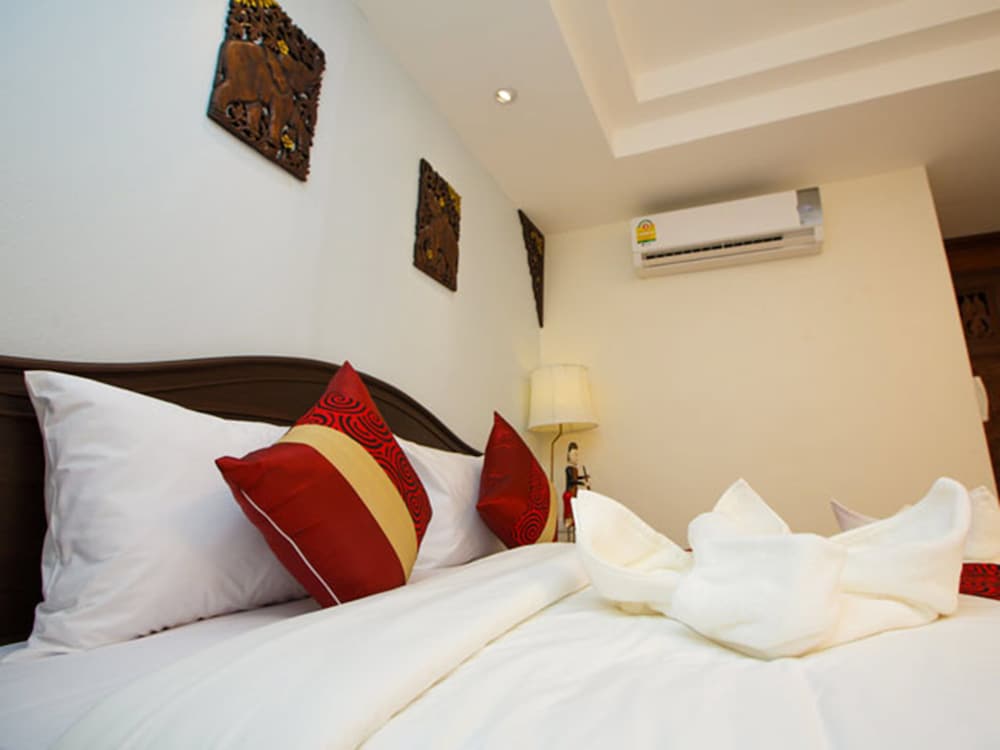 Chang Siam Inn 16/30