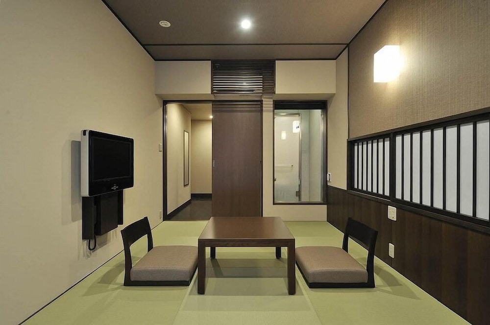 Ochanomizu Hotel Shoryukan 36/54
