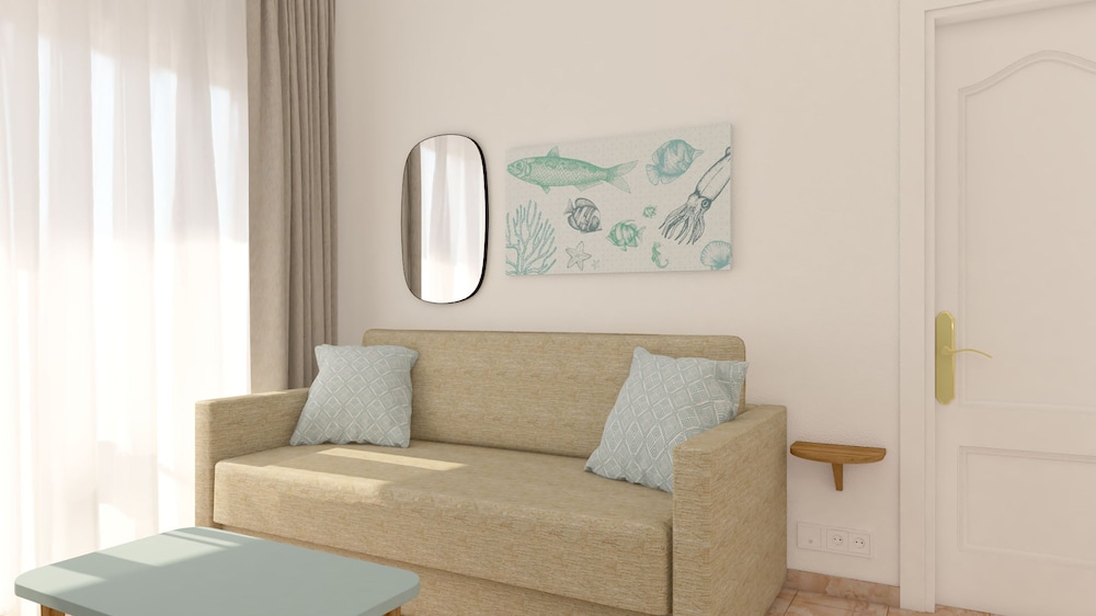 Pierre & Vacances Menorca Cala Blanes (ex Roc Cala D’en Blanes Beach Club Aparthotel) 40/69