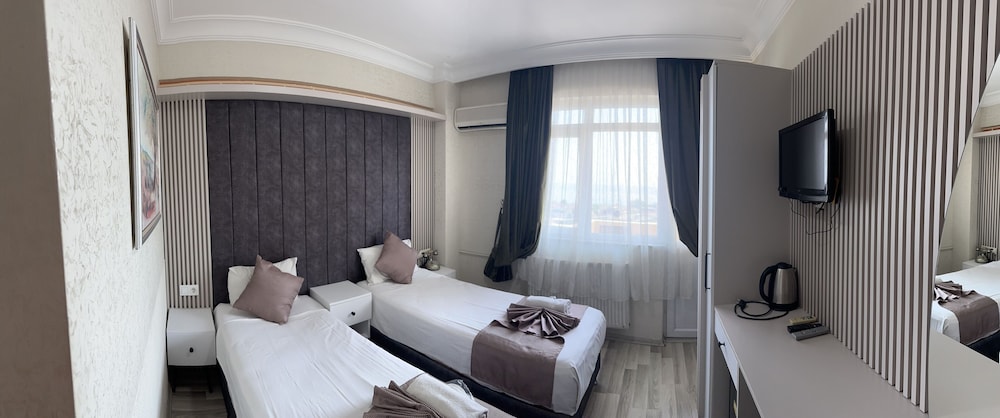 Divas Silver Hotel 23/71