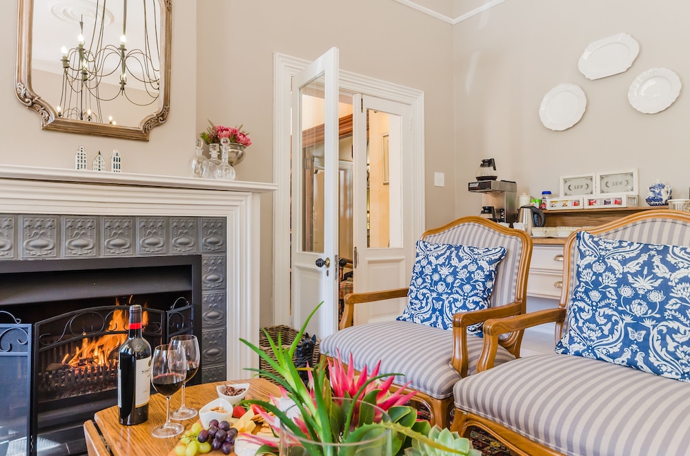 Bonne Esperance Boutique Guest House 25/50