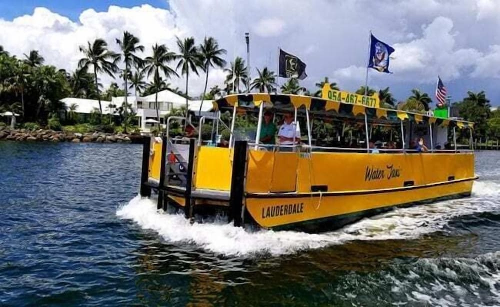 Artrageous On The River 77/85