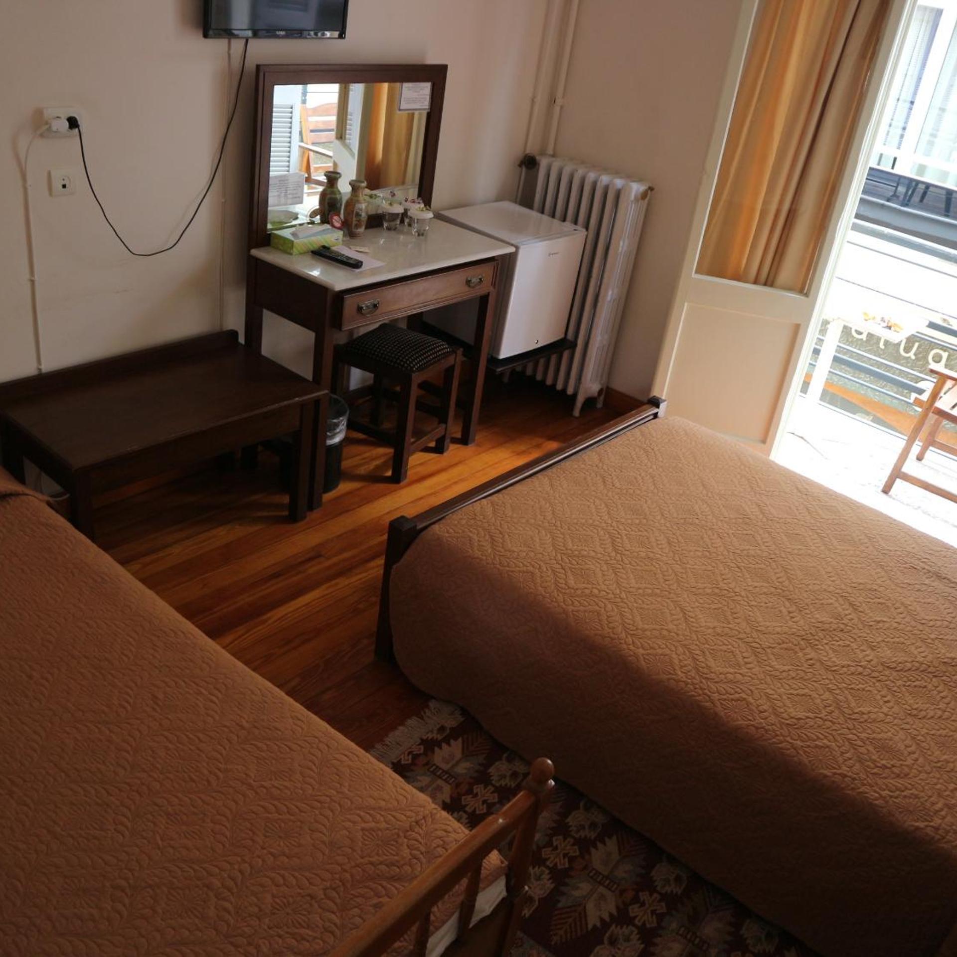 Room, Triple, External Bathroom