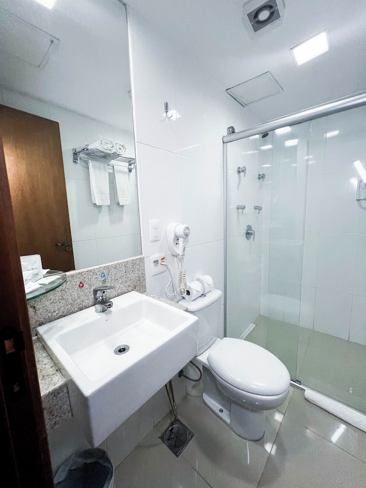 Royal Design Savassi Hotel 63/64