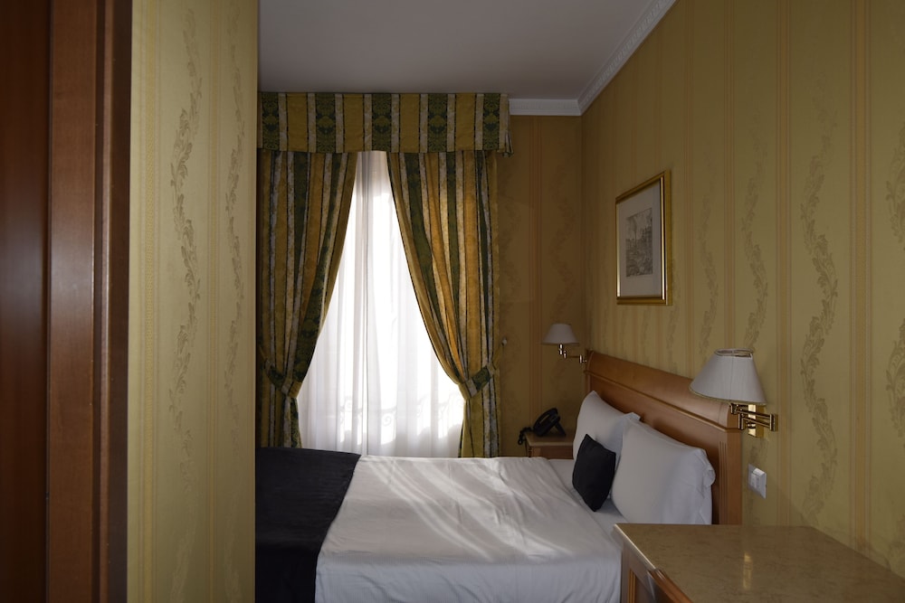 Residenza Dei Quiriti 25/65