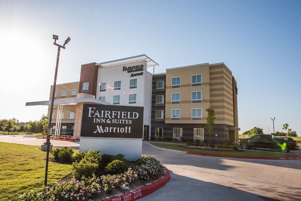 Fairfield Inn & Suites By Marriott Huntsville 1/26