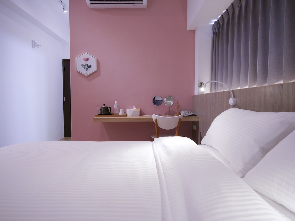 Miss Inn 18/30