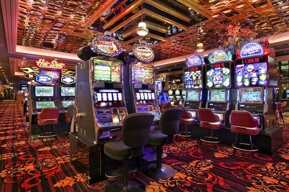 Maverick Hotel And Casino By Red Lion Hotels 49/66