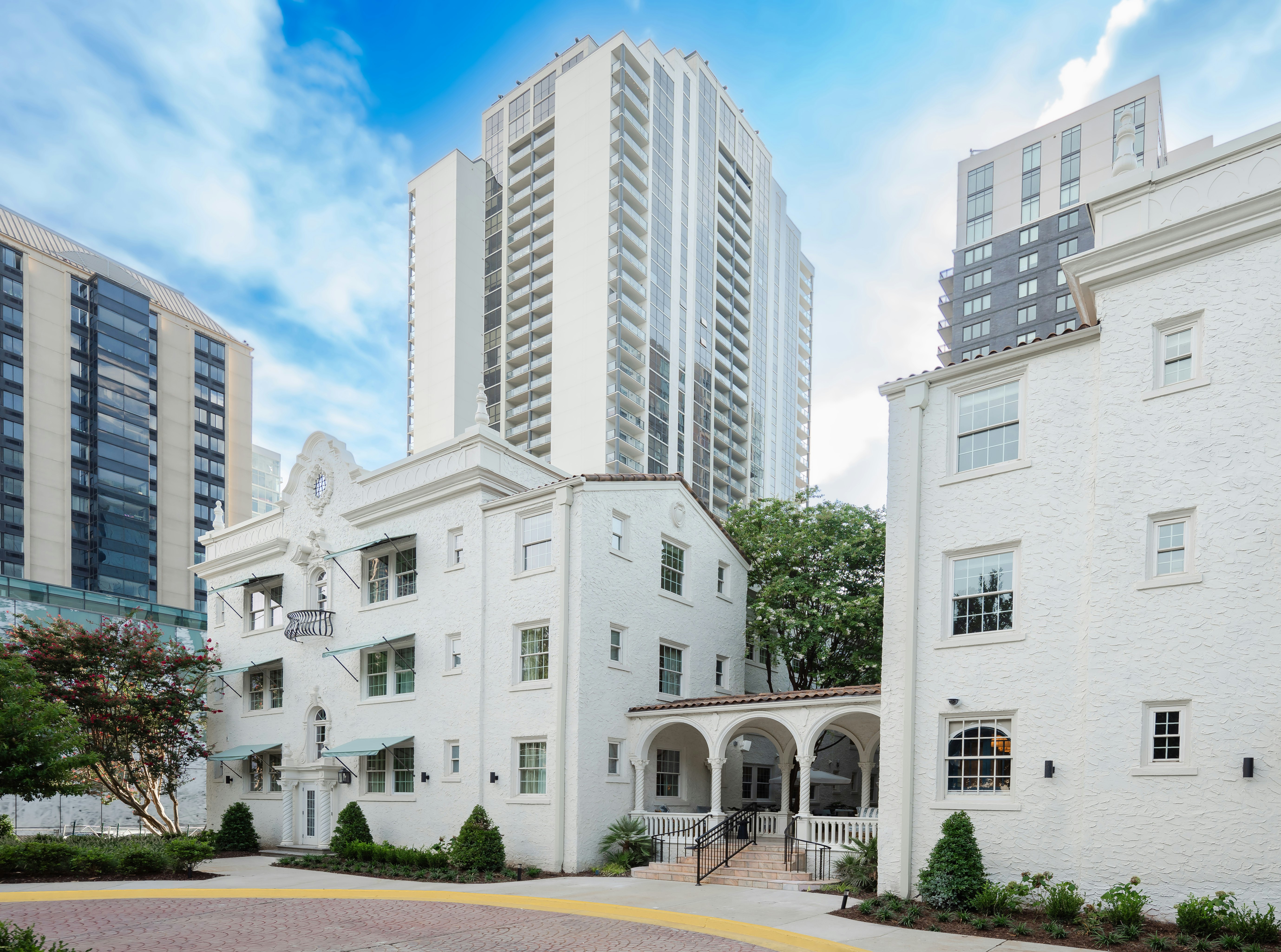 Artmore Hotel 28/35