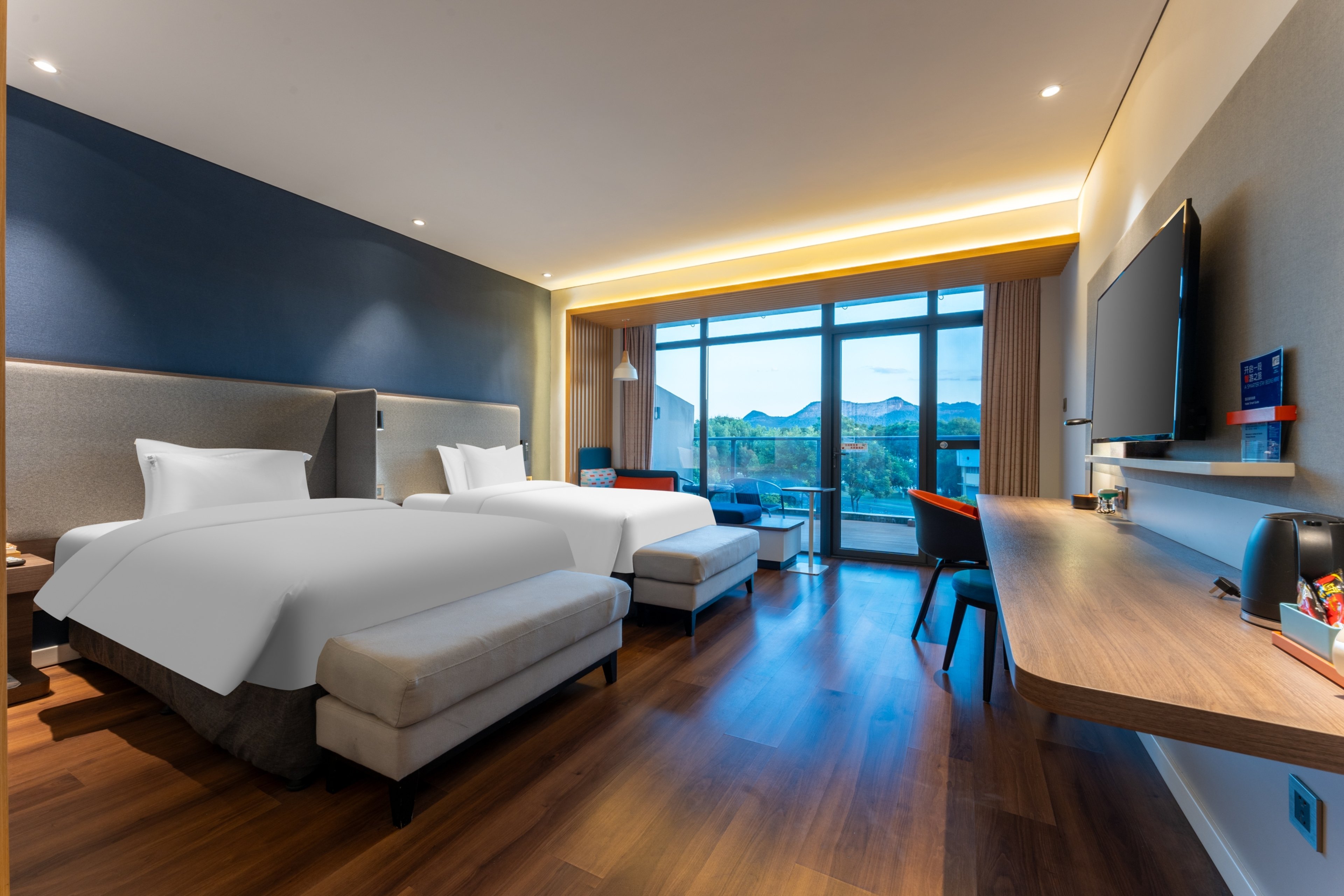 Holiday Inn Express Yichang Riverside 14/81