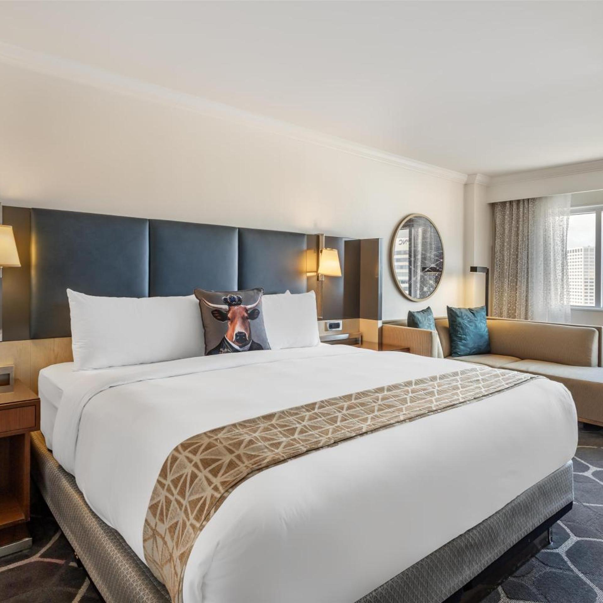 Concierge, King Bed